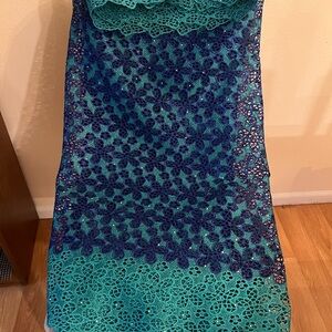 Elegant Blue Guipure cord lace 5 meters. Very beautiful.